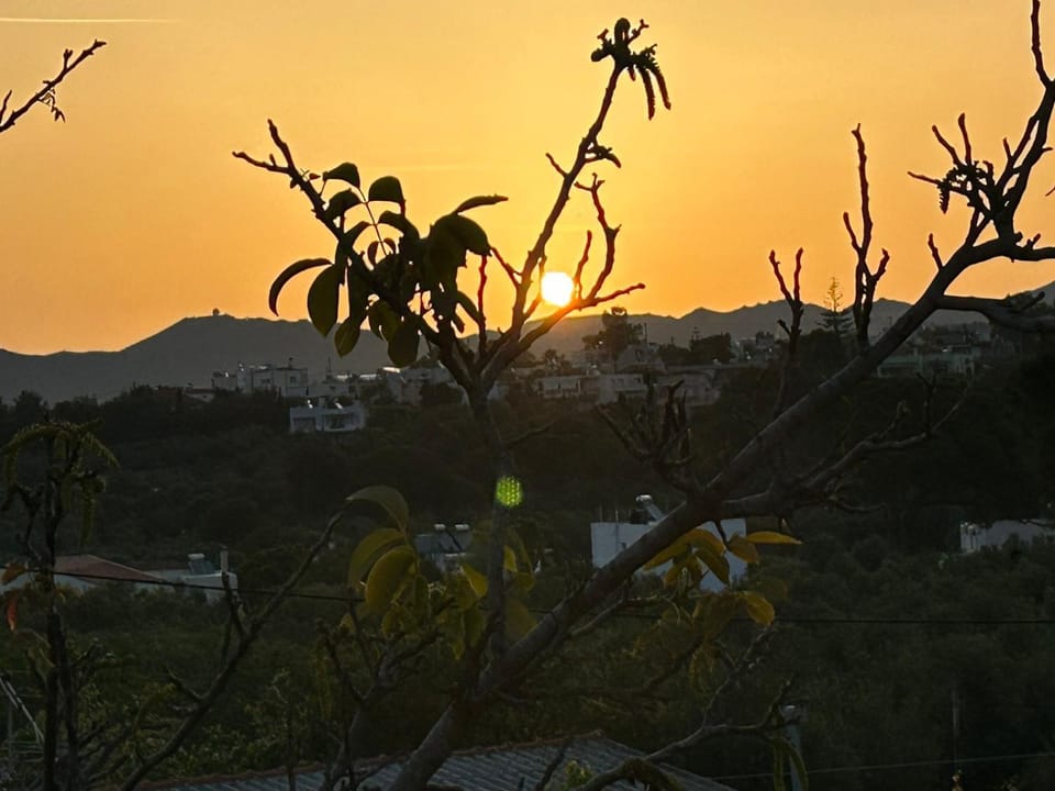 Day, Natural landscape, Mountain view, Sunrise