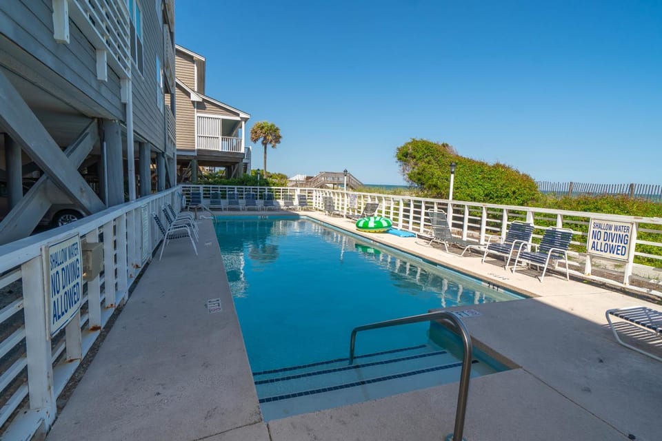 Surf Harbor Unit 104 House in Surfside Beach