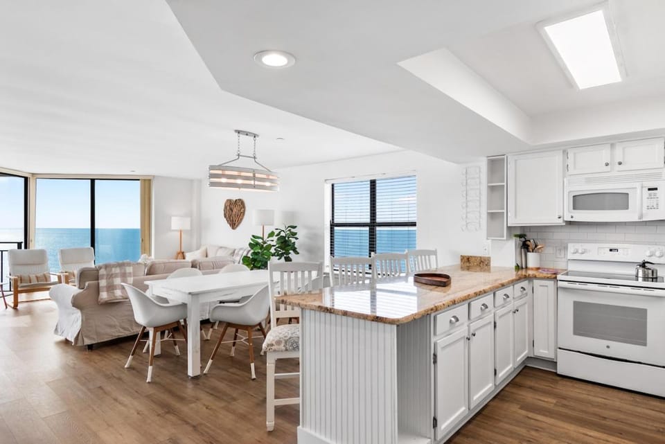 Surf Master Unit 1207 House in Garden City