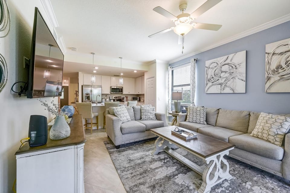 Lakewood National Condo w/ Pool Access! House in Florida