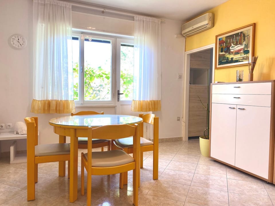 Dining area, air conditioner