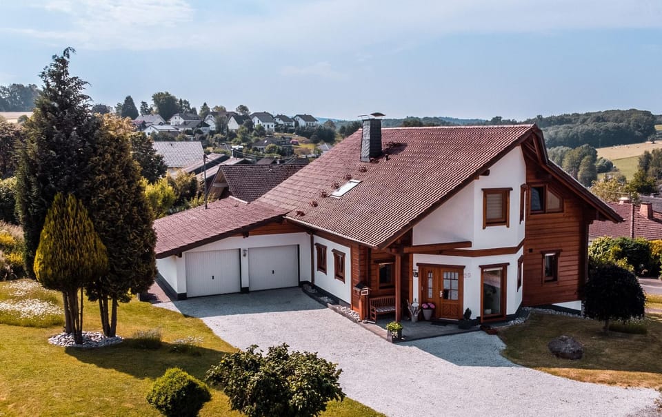 Steewer Landhaus gemütliche Ferienwohnung bis 6 Pers in ruhiger Ortsrandlage Apartment in Rhineland-Palatinate