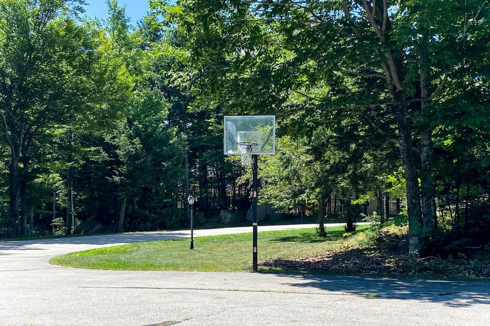 Northbrook Serenity Apartment in North Conway
