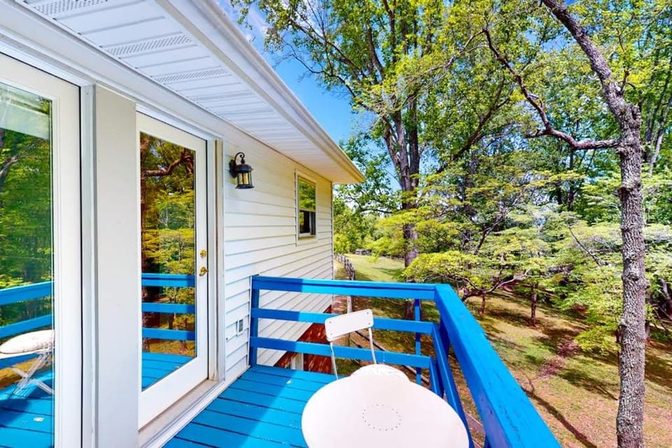 Guest House at Firefly Ridge House in Buncombe County
