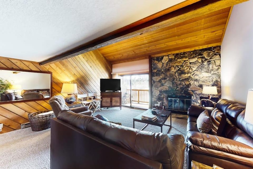 Snowcreek 234 Apartment in Mammoth Lakes