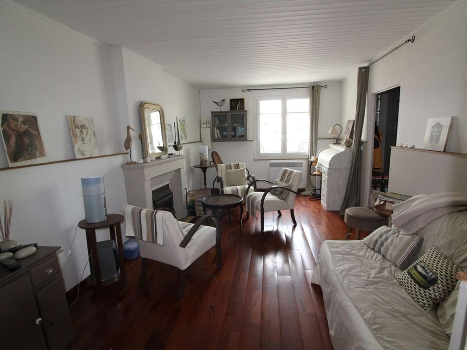 Maison rénovée, 5 pièces, 3 chambres, cour privée, St-Georges-d'Oléron - FR-1-246A-237 House in Saint-Georges-d'Oléron