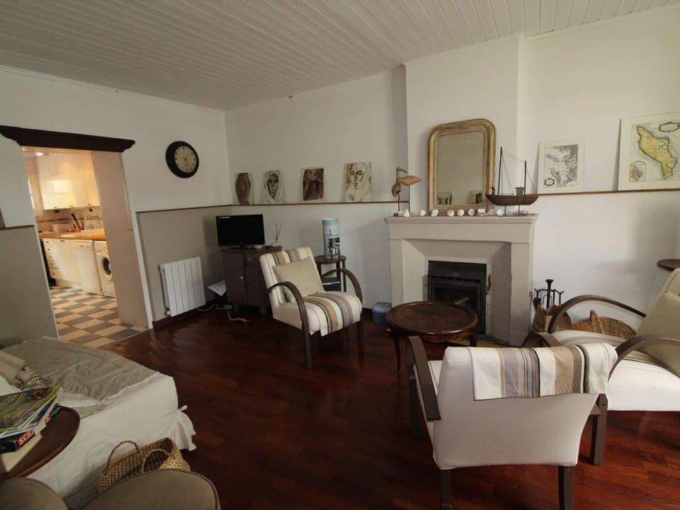 Maison rénovée, 5 pièces, 3 chambres, cour privée, St-Georges-d'Oléron - FR-1-246A-237 House in Saint-Georges-d'Oléron