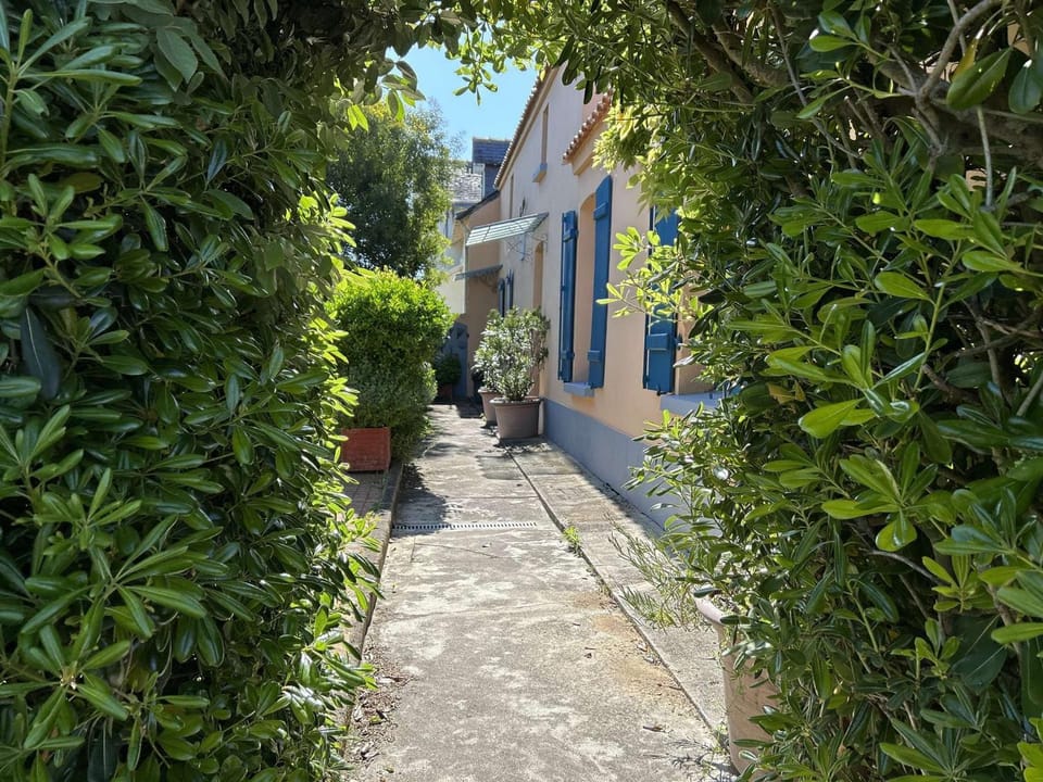 Maison typique avec jardin, proche plage, calme, 6 pers. - FR-1-224B-186 House in Pays de la Loire
