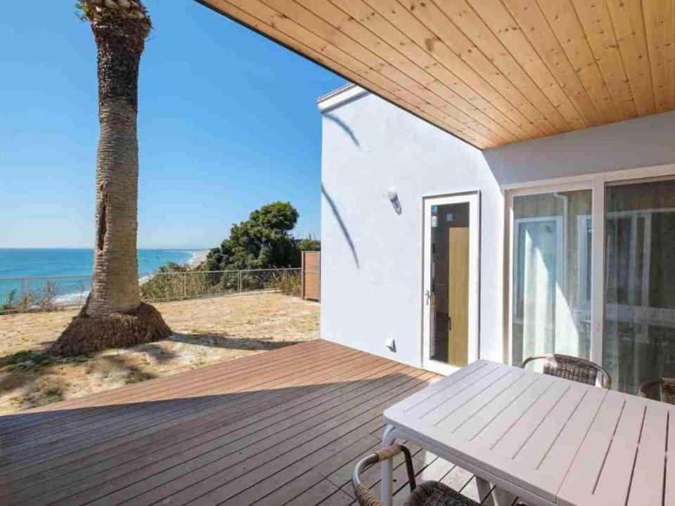 Natural landscape, View (from property/room), Balcony/Terrace, Beach, Sea view
