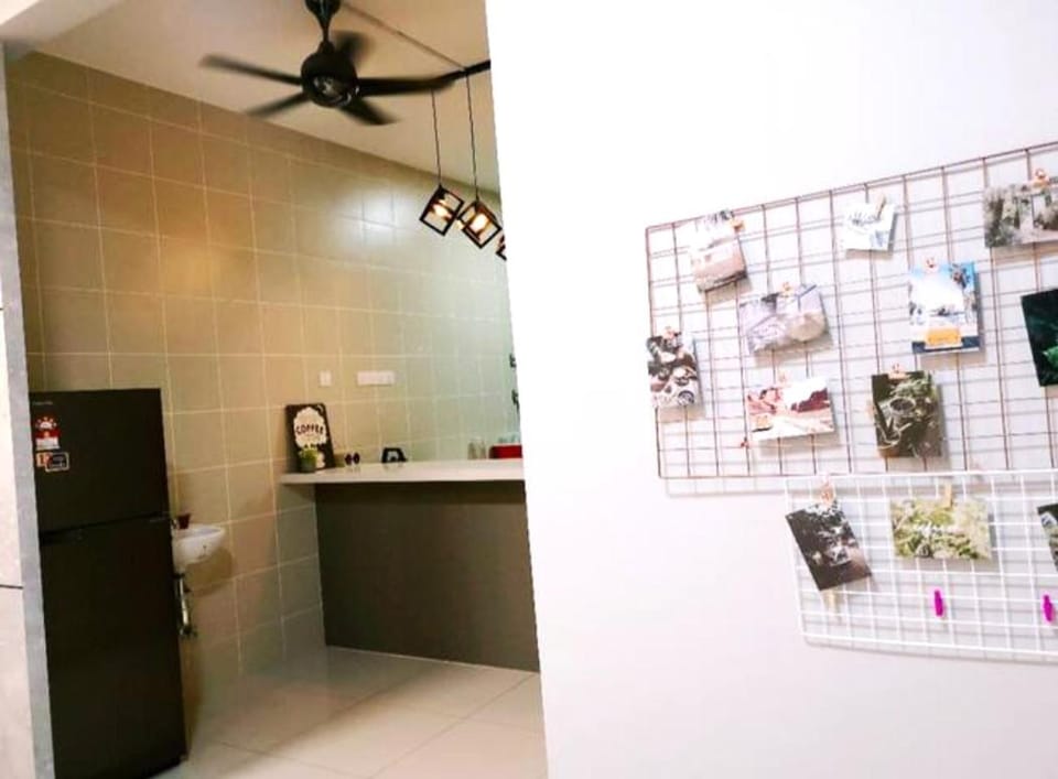 A43 near Setia City Convention Centre & Bukit Raja House in Selangor, Malaysia