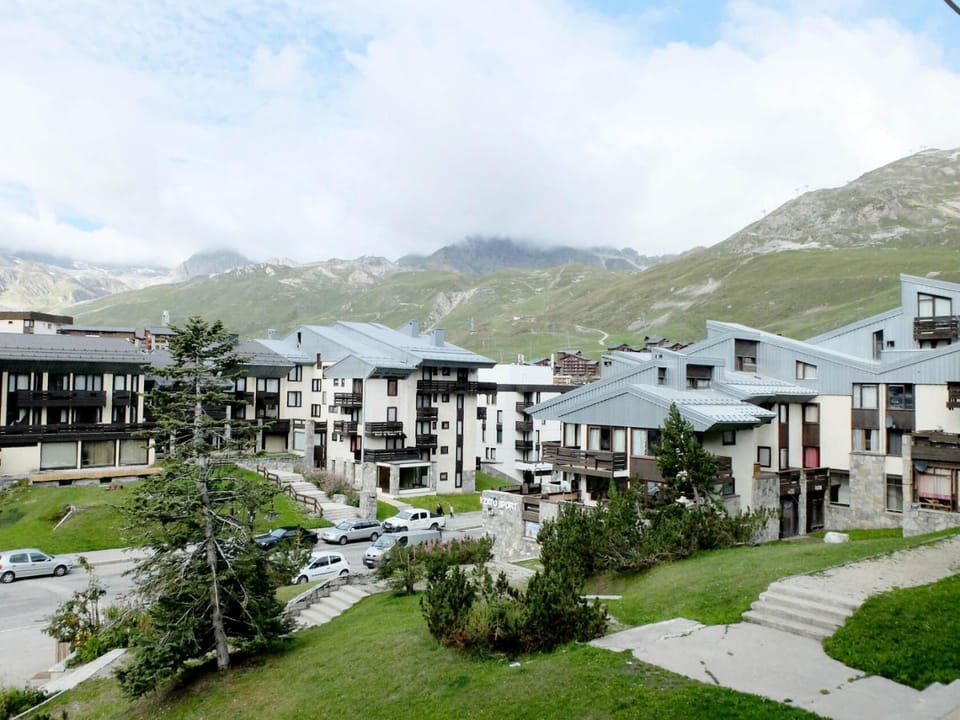 Résidence Lot 300 - Appartement spacieux et renové MAE-0524 Apartment in Tignes