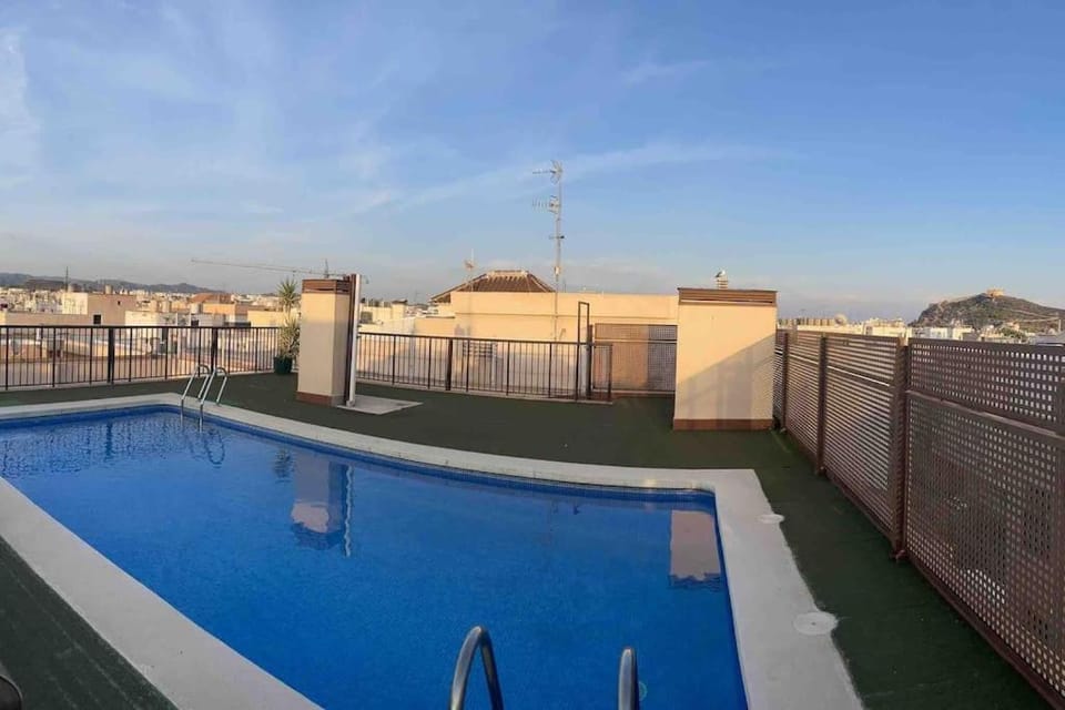 Swimming pool, Swimming pool