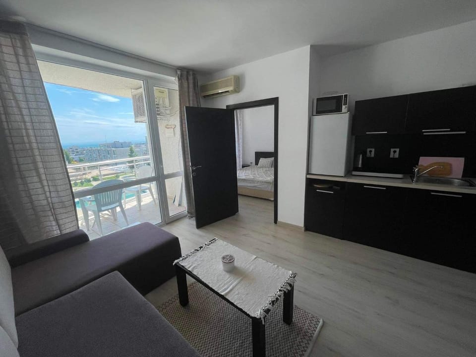 Blue Horizon Sarafovo Apartment in Burgas