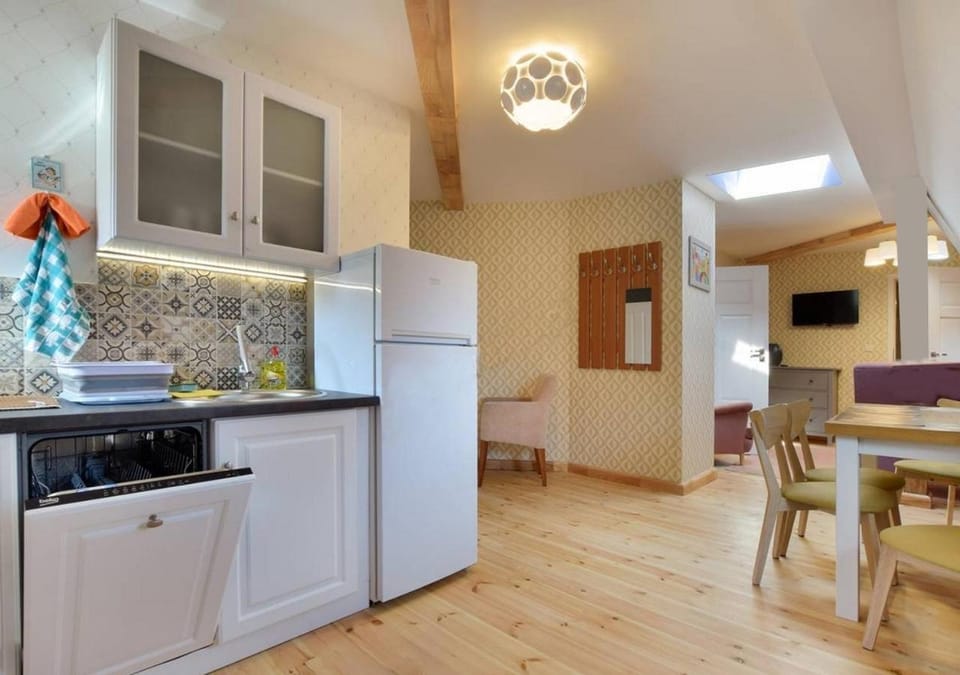 Living room, kitchen
