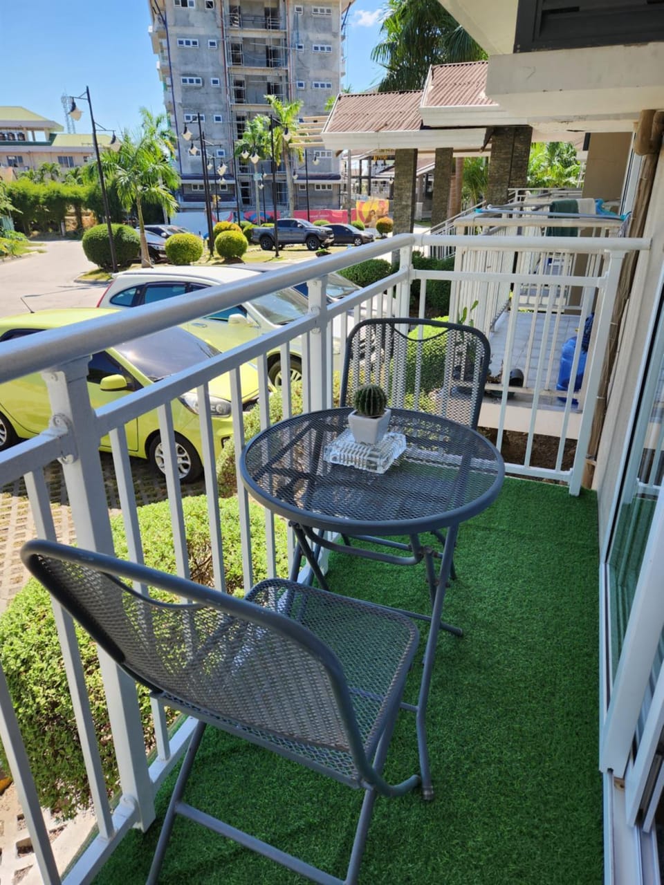View (from property/room), Balcony/Terrace, Parking
