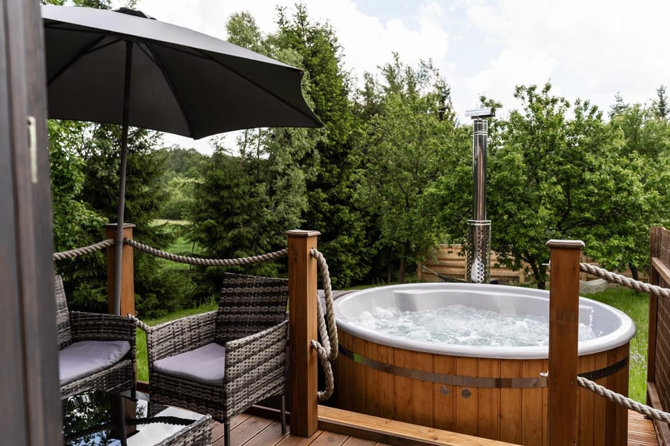 Spring, Day, Natural landscape, Garden, Hot Tub, Other, Other, Other, Seating area, Garden view, Area and facilities, Area and facilities, Area and facilities