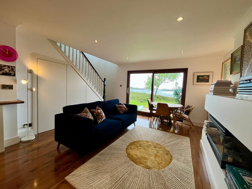 4 Harbour Town House House in County Mayo