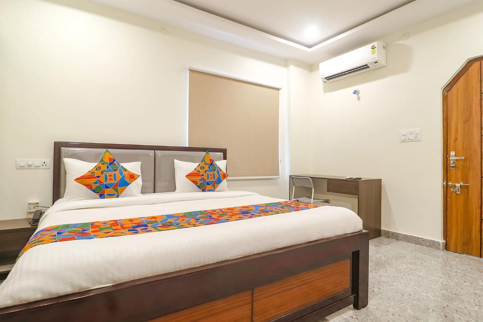 Bed, Bedroom, air conditioner