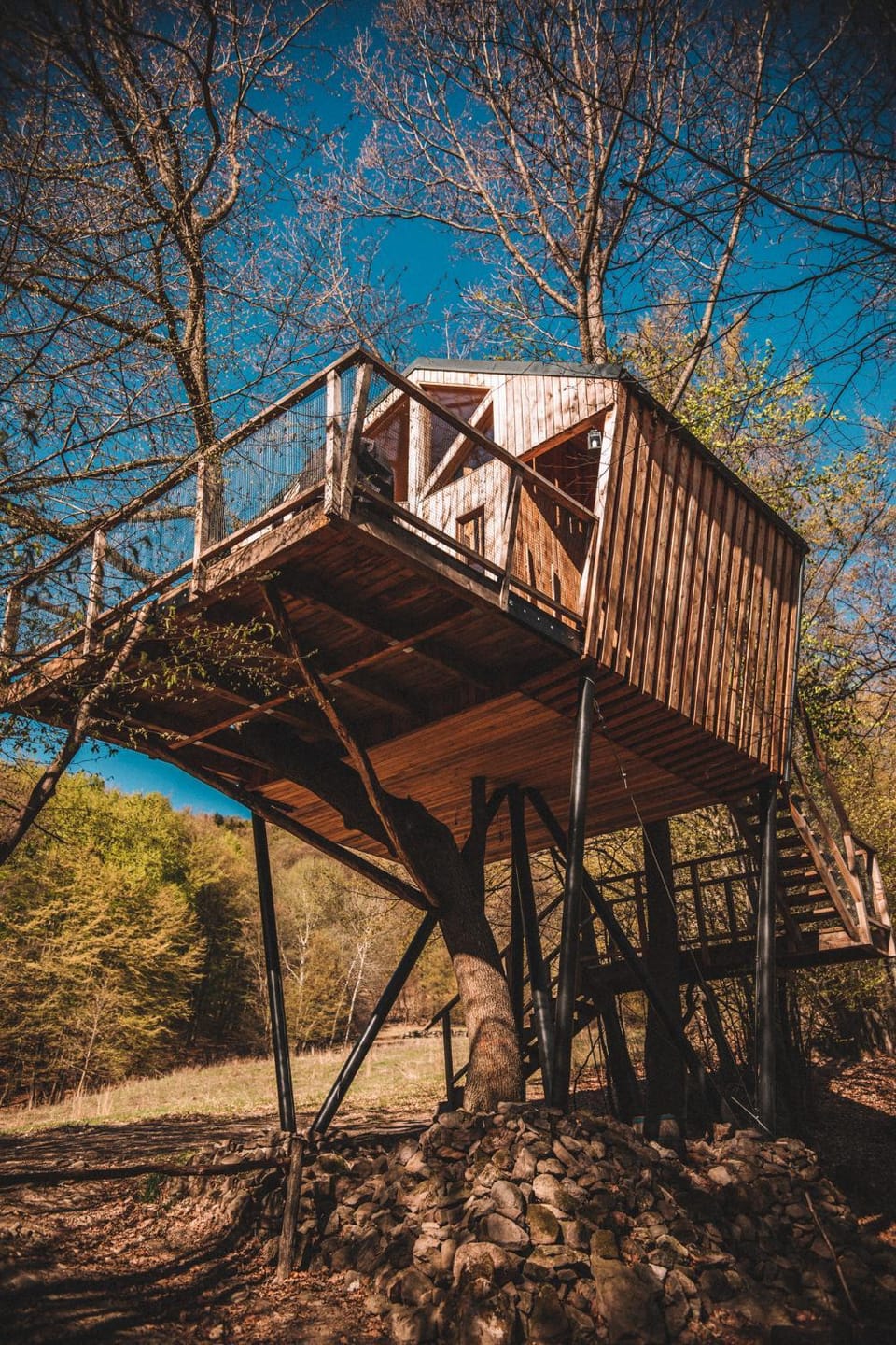 Property building, Day