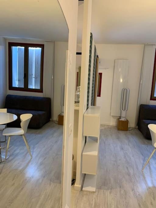 Joli appartement au cœur de la ville Apartment in L'Isle-sur-la-Sorgue