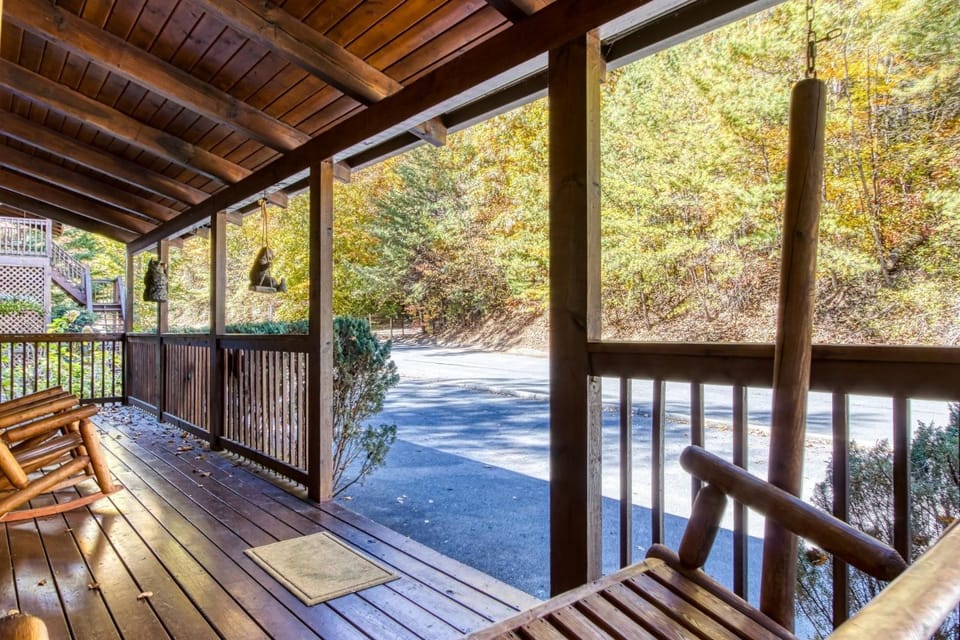ER256 - Smoky Mountain Top cabin Cabin in Pigeon Forge