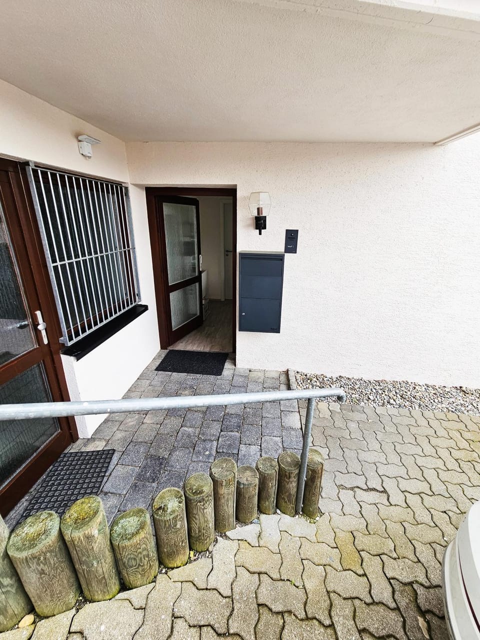 Property building, Facade/entrance