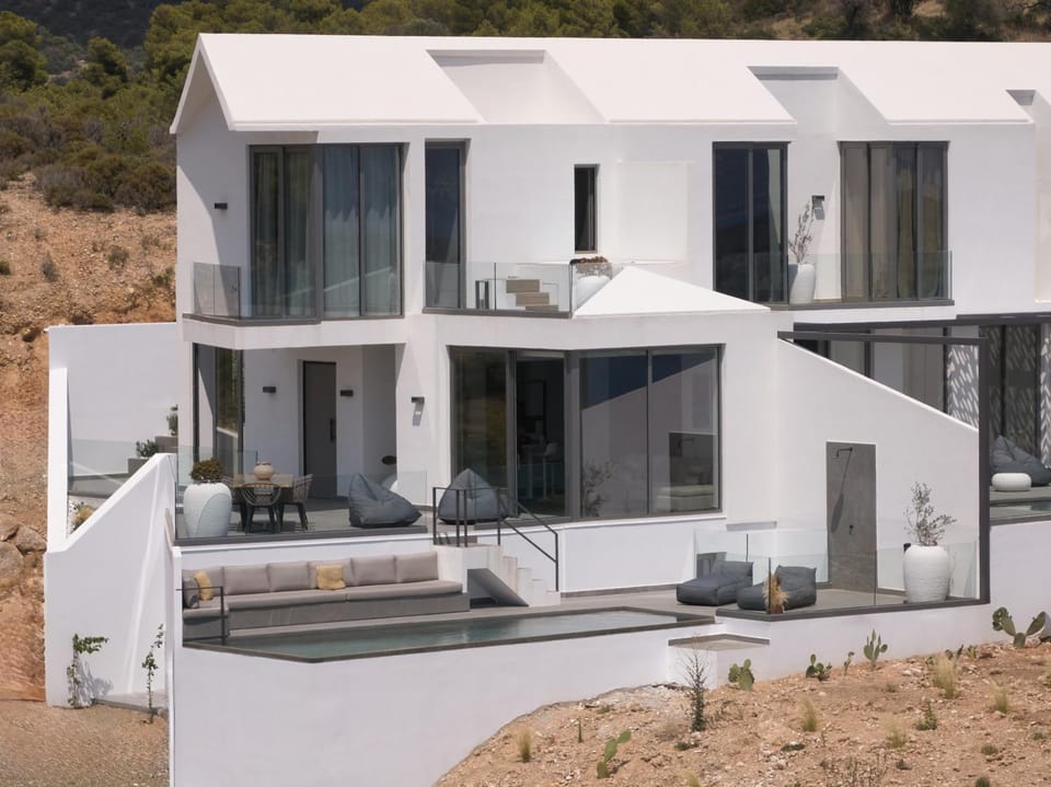 Property building, Patio, Day, View (from property/room), Balcony/Terrace