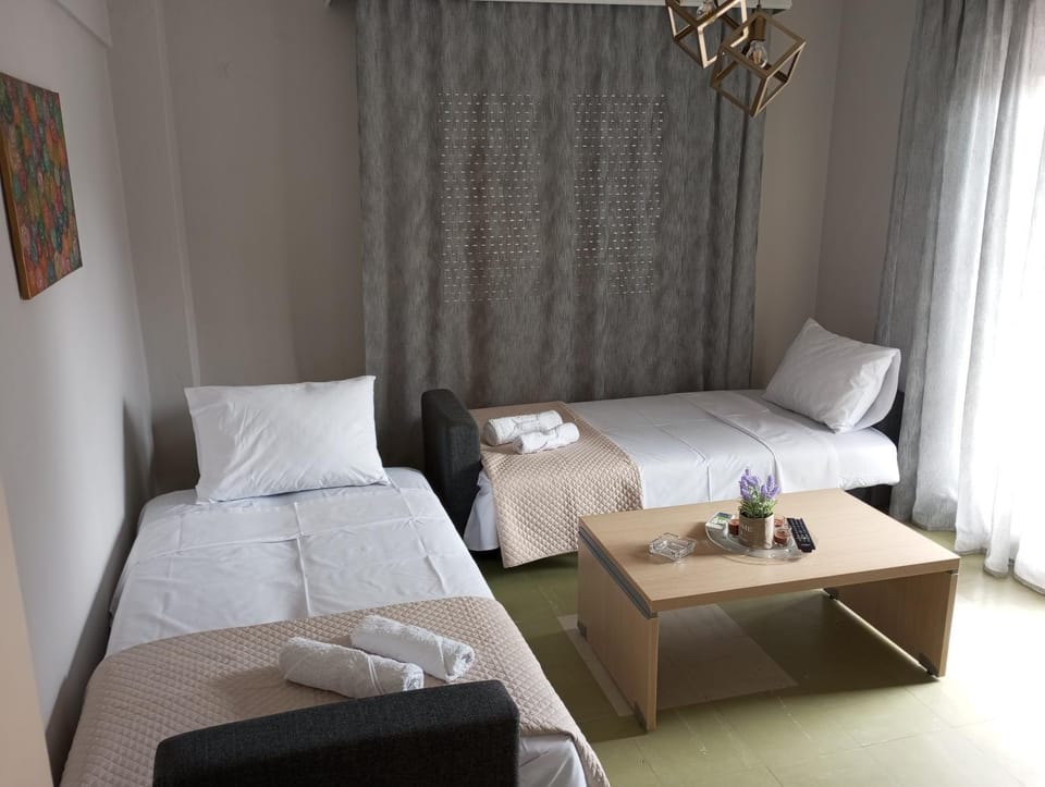 Bed, Living room