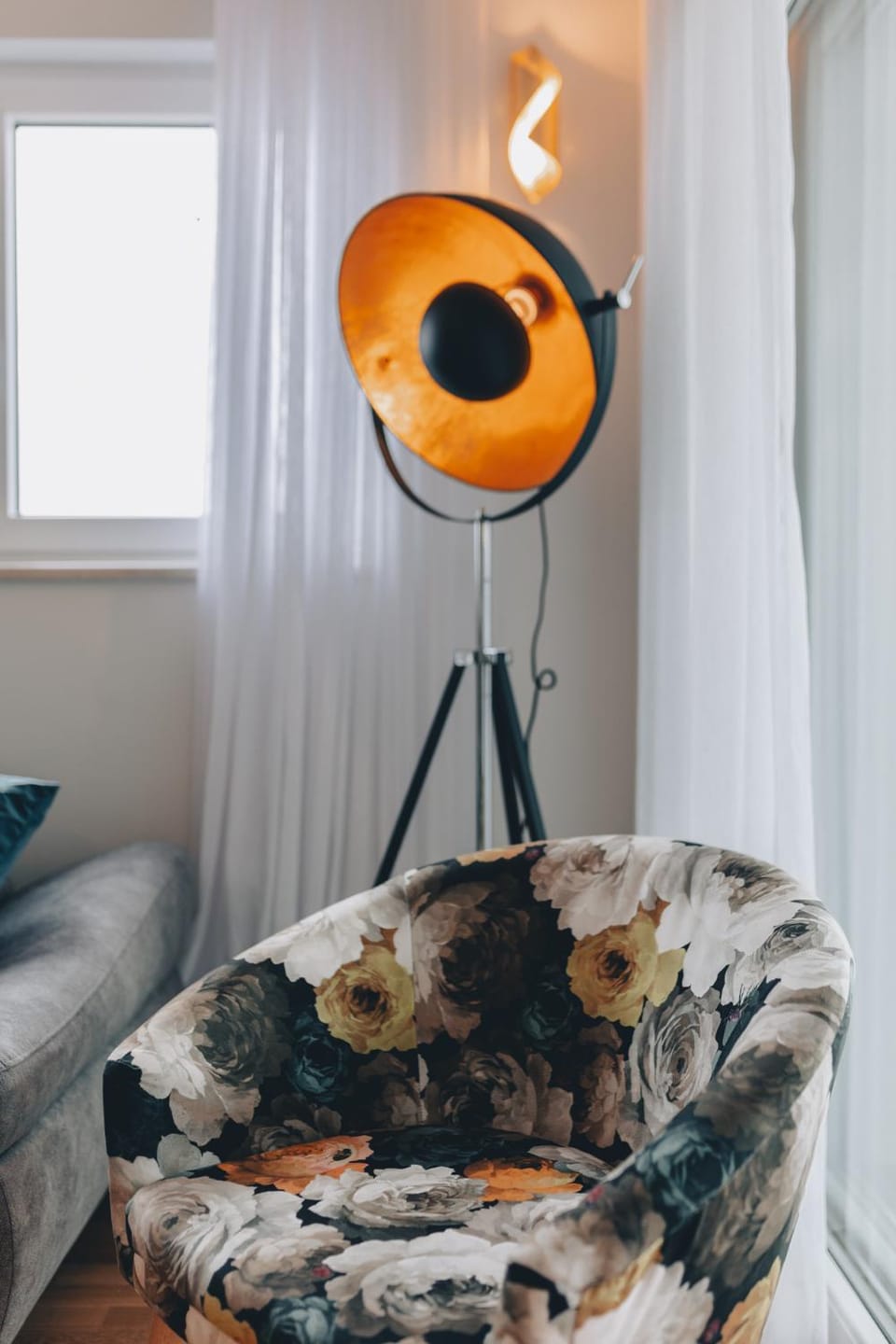 Living room, Decorative detail, Seating area