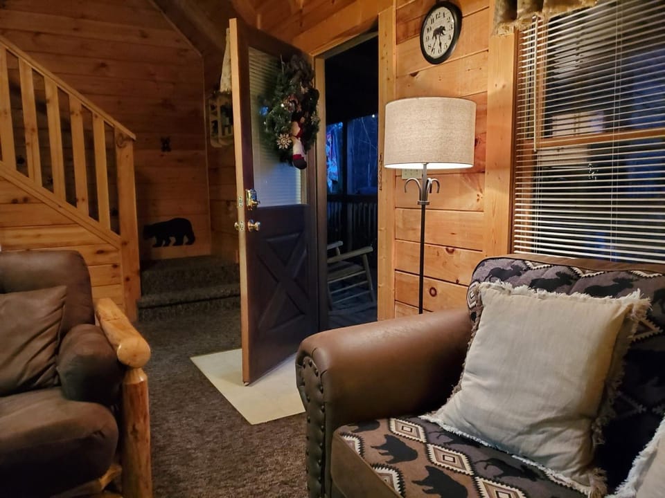 ER246 - The Getaway House in Pigeon Forge