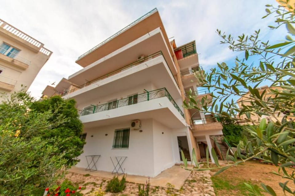 Garden Villa Sarande Apt-2 Apartment in Sarandë