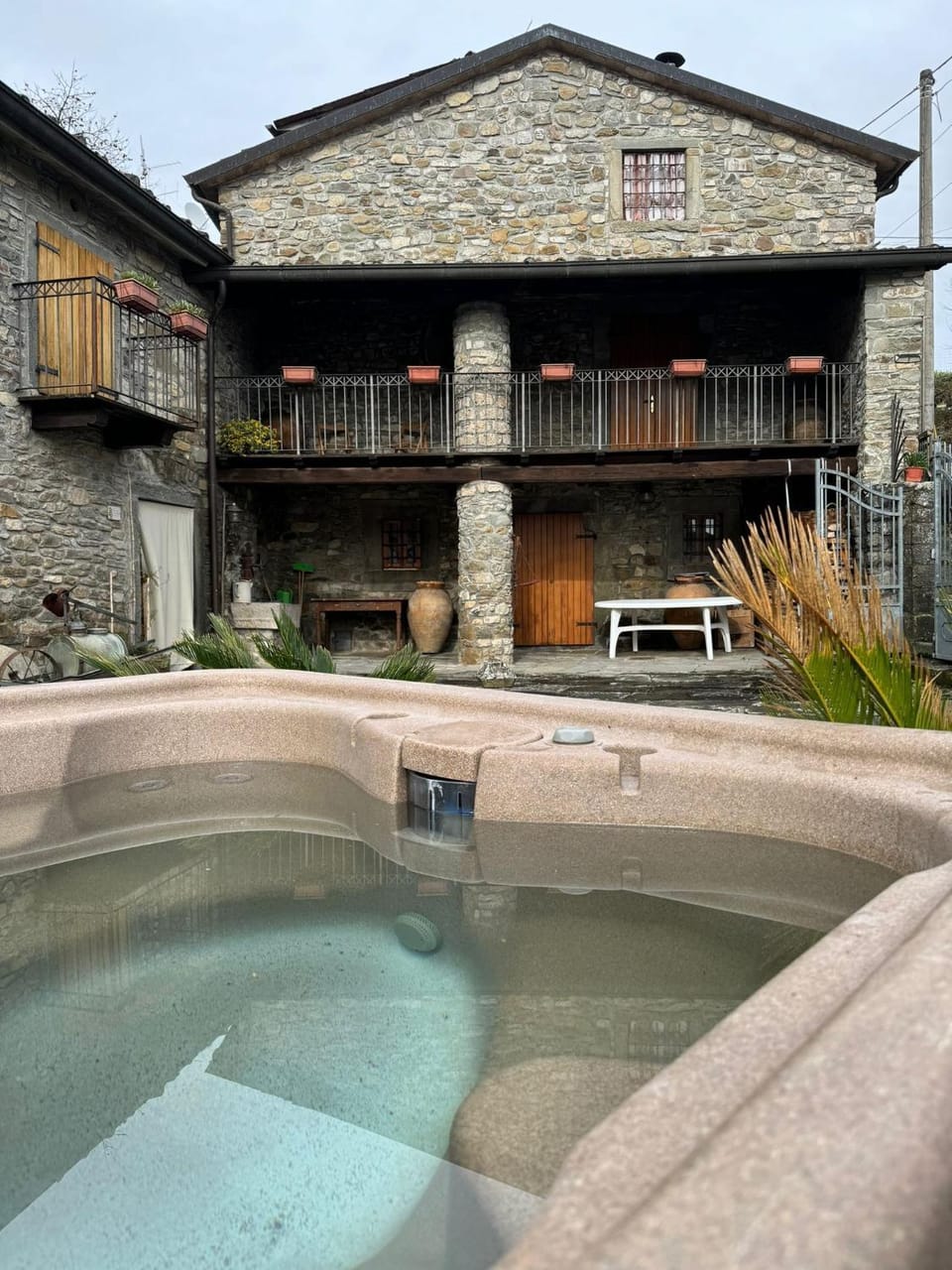 Property building, Swimming pool