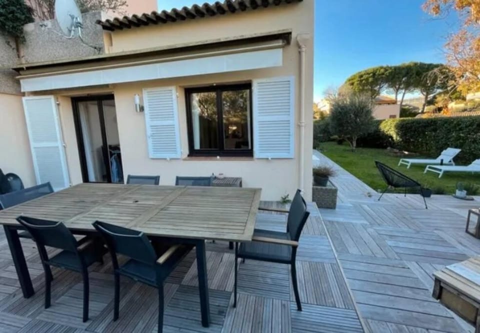 Balcony/Terrace, Dining area