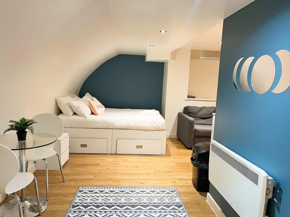 Harford House Studio 2 - Hopewell Apartment in Bristol