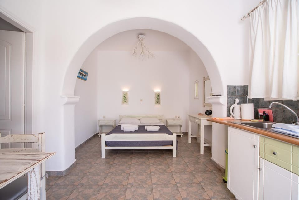 Living room, Bedroom