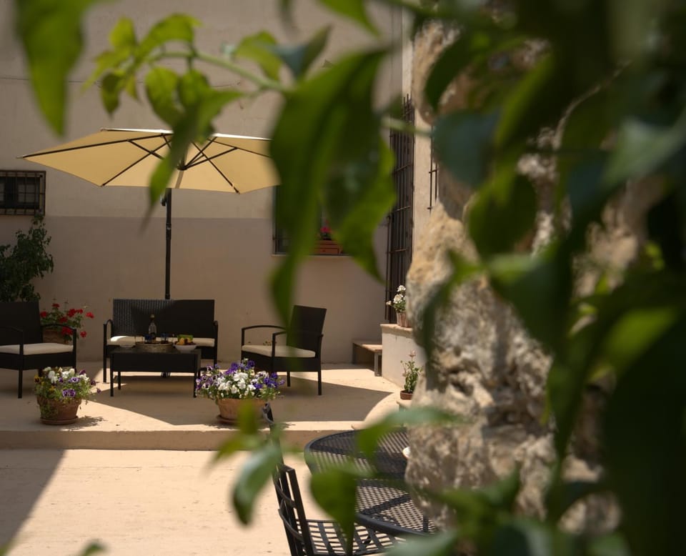 Patio, Spring, Day