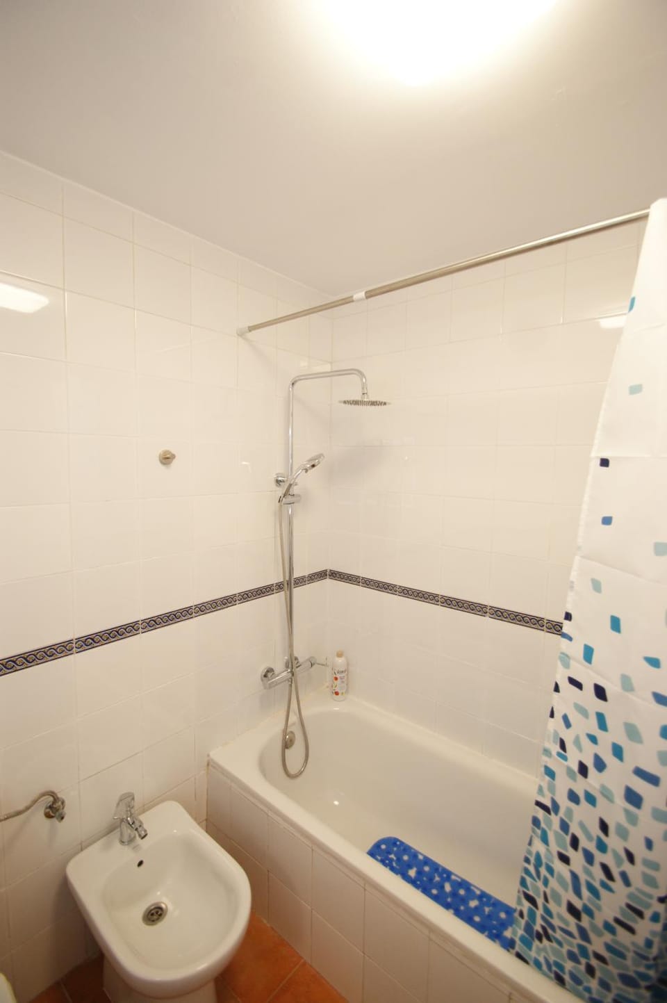 Shower, Toilet, Bathroom, Bath