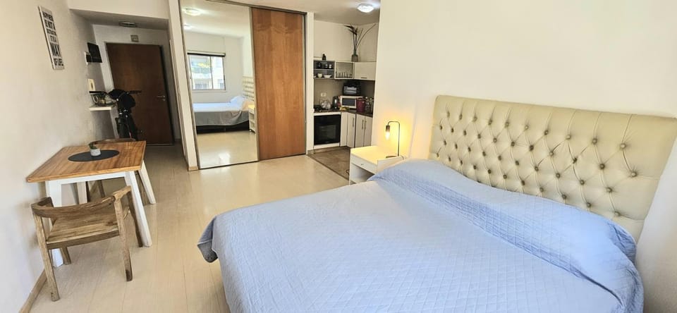 Cómodo monoambiente en Palermo cama King Seguridad 24 h Apartment in Buenos Aires