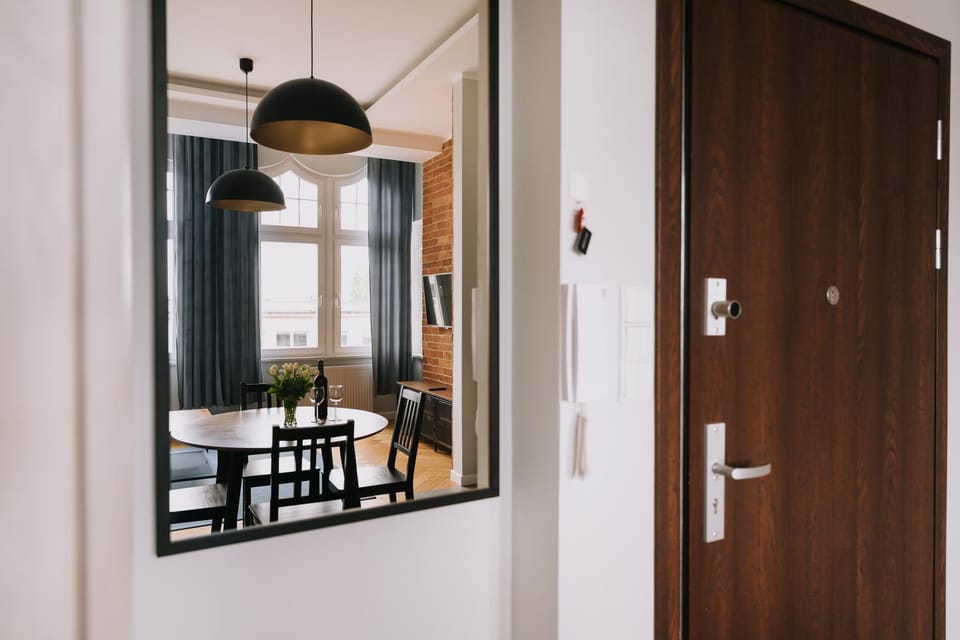 Dining area, wardrobe