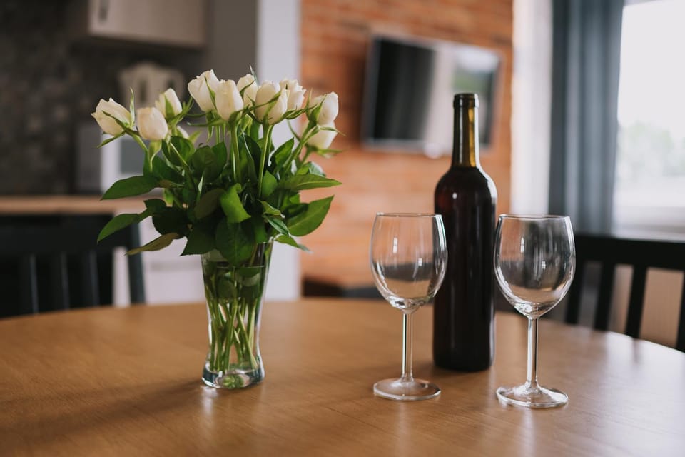 Food and drinks, Decorative detail, Dining area