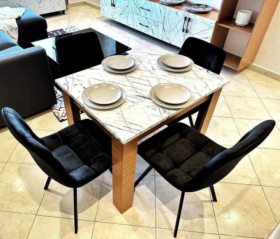Dining area, Dinner