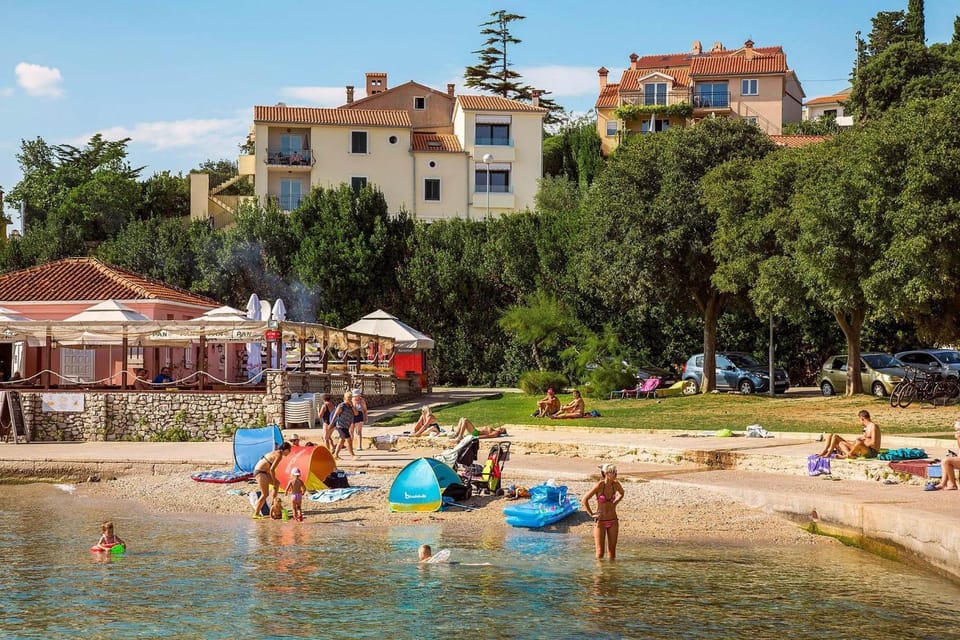 Property building, Natural landscape, Beach
