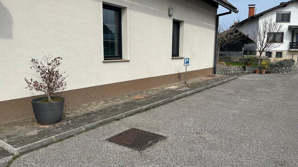 Property building, Parking