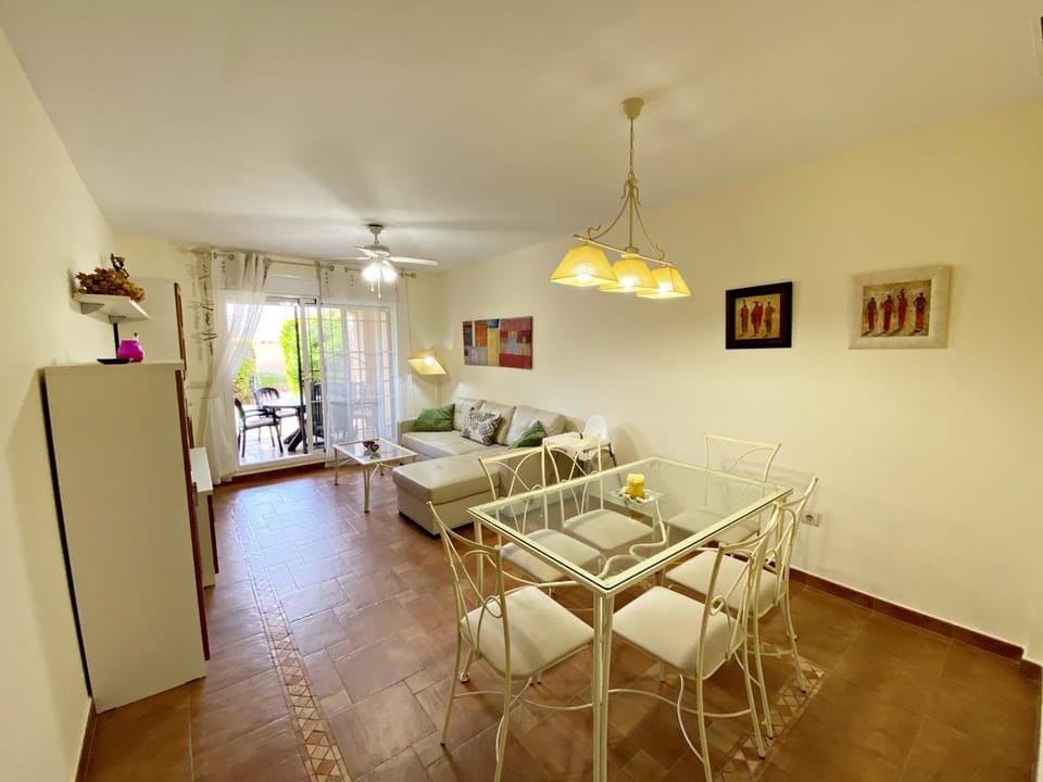 Living room, Dining area, fireplace, air conditioner
