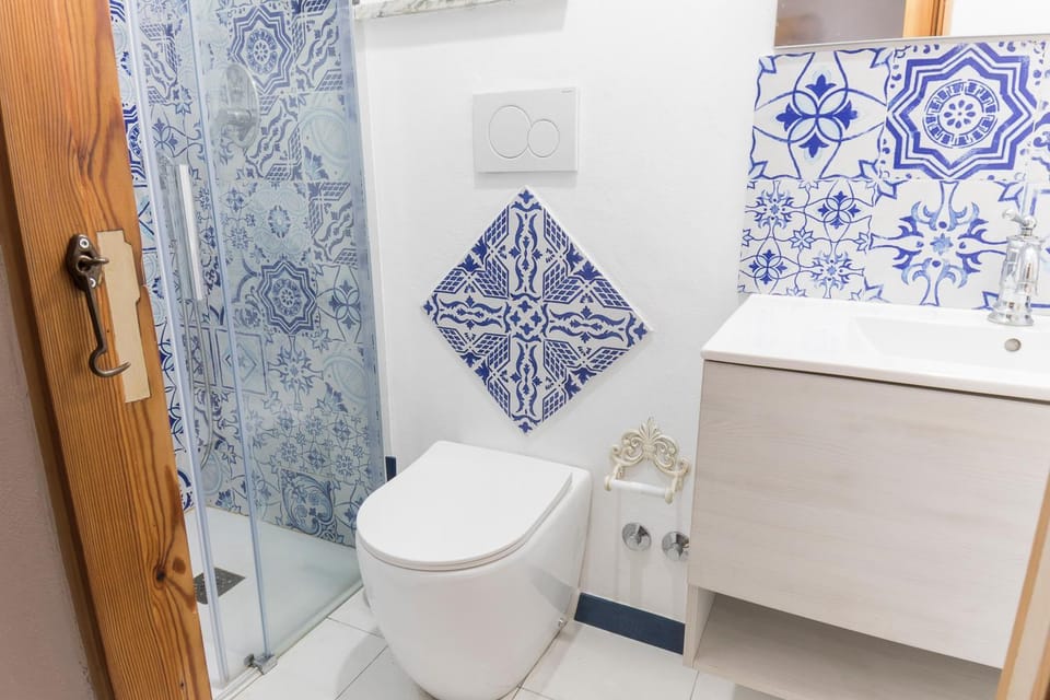 Toilet, Bathroom