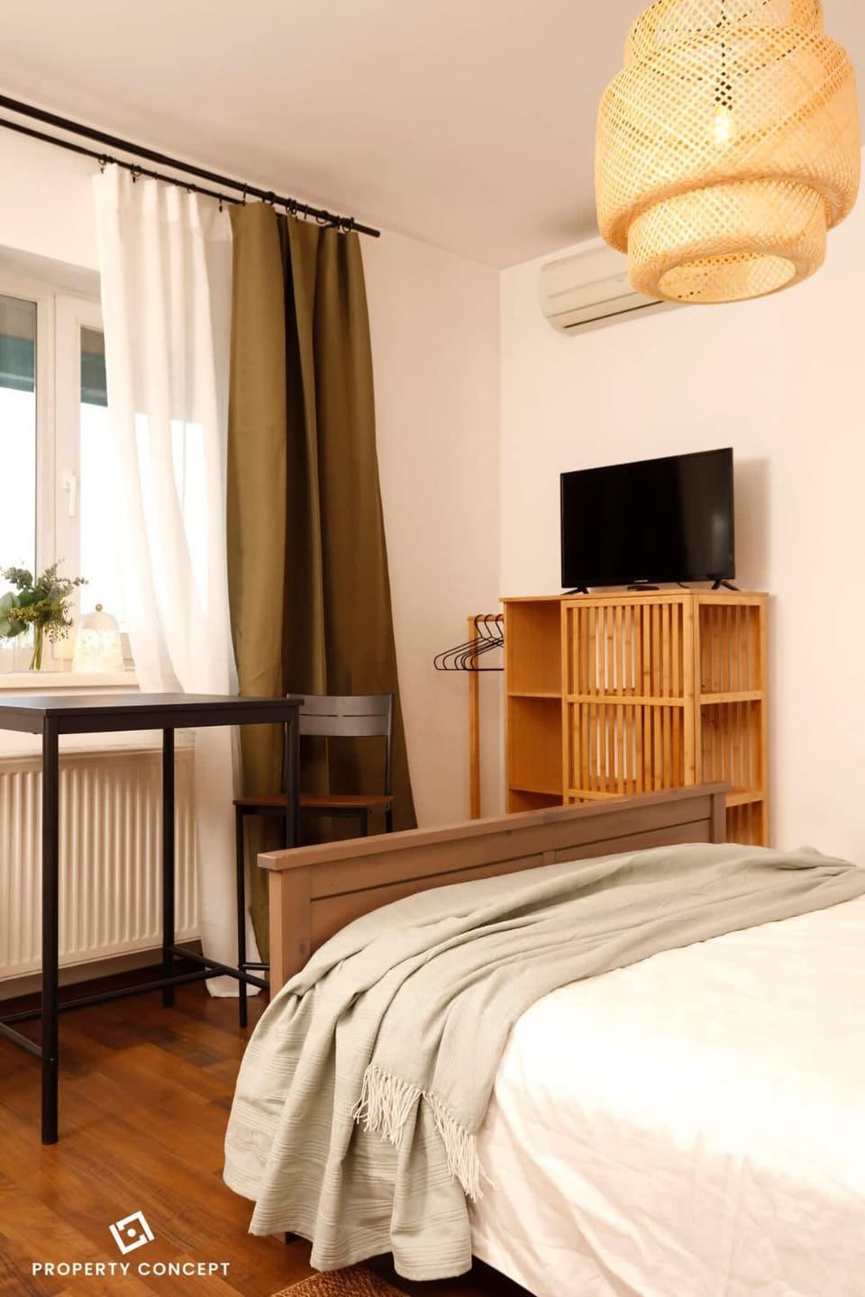 Bed, TV and multimedia, Photo of the whole room, Evening entertainment