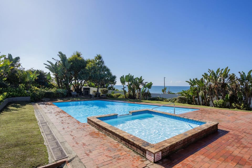 Pool view, Sea view, Swimming pool