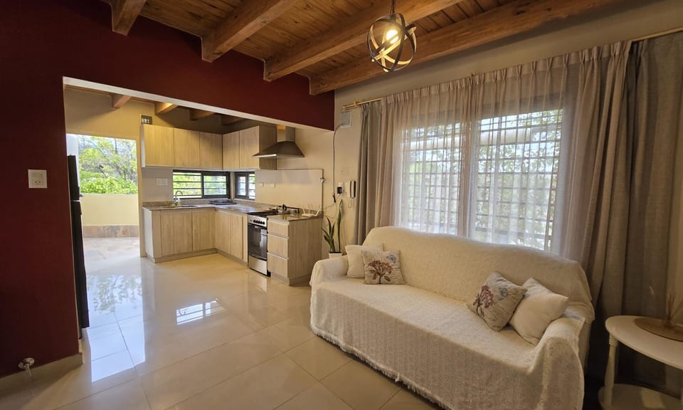 Kitchen or kitchenette, Living room, pet friendly