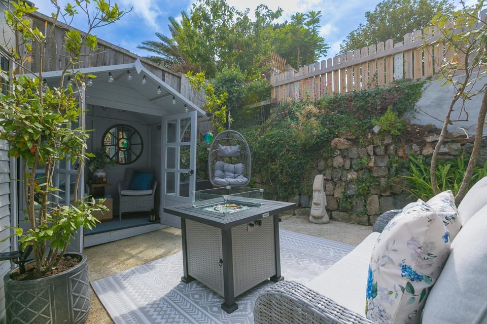 Patio, Summer, Garden, Seating area