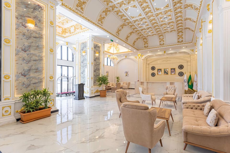 Lobby or reception, Lobby or reception